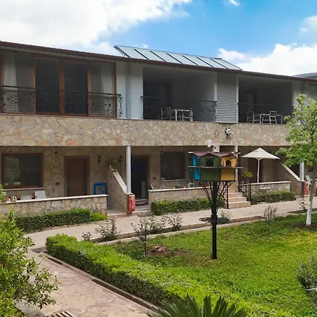 Doga Ciftlik マルマリス