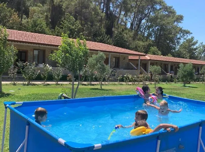 Apart Otel Doga Ciftlik 3*