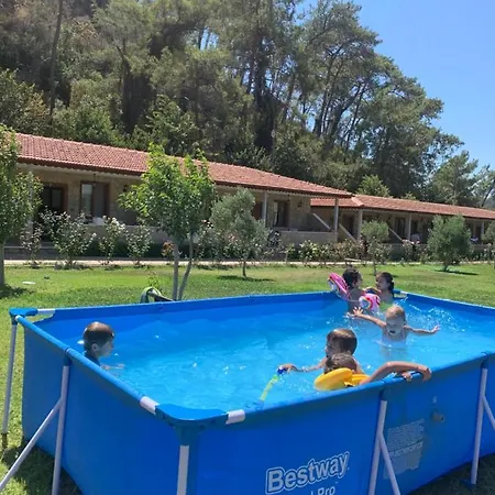 Apartahotel Doga Ciftlik 3*